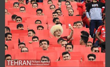 دیدار تیم های پرسپولیس و استقلال 1