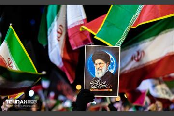 مراسم عزاداری شهادت رهبر انقلاب اسلامی در میدان شهدای هفتم تیر 11
