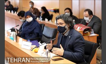 نشست صمیمانه شهردار تهران با اساتید و مفاخر حوزه معماری و شهرسازی 31