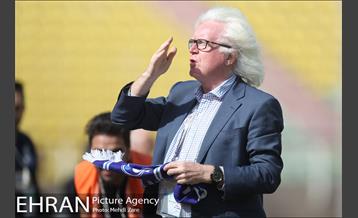 دیدار تیم‌های فولاد خوزستان و استقلال تهران 3