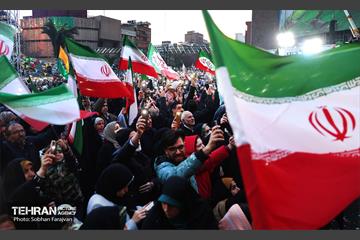 جشن نیمه‌شعبان در میدان ولی‌عصر (عج) 13