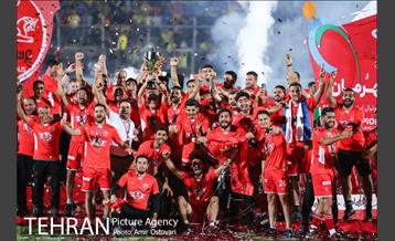اهدای جام قهرمانی لیگ برتر به تیم پرسپولیس 20