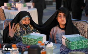 افطاری شهردار تهران با حضور خانواده شهدا 5