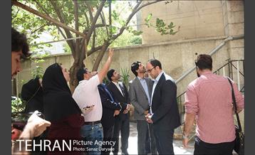 بازدید اعضا شورای شهر از خانه فروغ  7