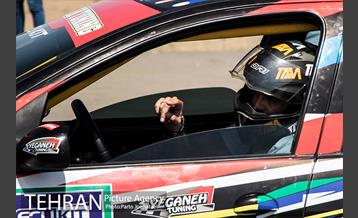 رقابت های جایزه بزرگ اتومبیلرانی  و موتور سواری رشته درگ 3