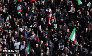 تشییع پیکر مطهر شهدای ناوشکن دنا 49