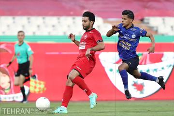 دیدار تیم های فوتبال پرسپولیس و استقلال تهران 14