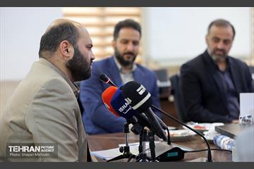 نشست خبری مدیر عامل سازمان مدیریت پسماند 13