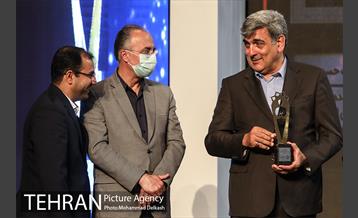 اولین همایش مدیران برتر شهر ارتباطی تهران_2 28