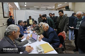 قرار خدمت؛ دیدار مردمی شهردار تهران در مسجد جامع باغ فیض 25
