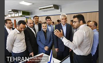 بازدید شهردار تهران از کارخانه نوآوری 11