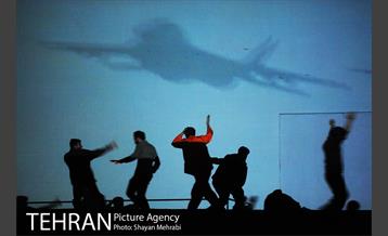 نمایش فصل وصل در باغ موزه دفاع مقدس 22