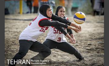 مسابقات والیبال ماسه‌ای زنان تهران 19