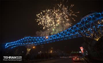 نورافشانی نوروزی در پل طبیعت  9