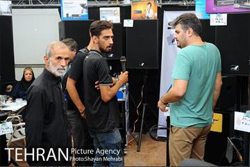 شانزدهمین نمایشگاه فرهنگی عطر سیب 19