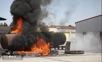 بازدید رییس مدیریت بحران کشور از مرکز آموزش آتش‌نشانی شهرداری تهران 7