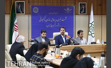 نشست خبری مدیر عامل سازمان تاکسیرانی 11