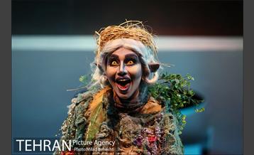 نمایش رویای یک شب نیمه تابستان‎ 11