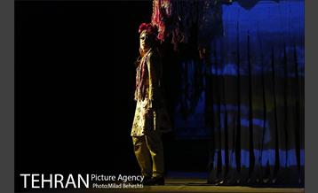 نمایش هزار شلاق‎ 4