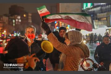 شادی یک صعود 4