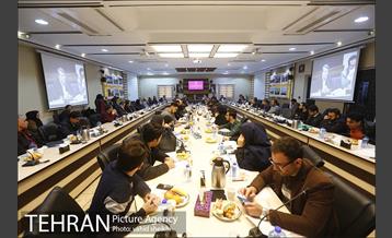 نشست صمیمی شهردار منطقه 5 با اصحاب رسانه 17