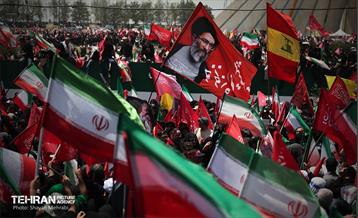 تشییع پیکر آقای شهید ایران - 4 43