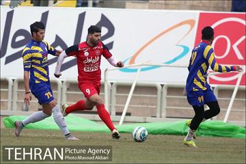 دیدار دوستانه تیم های فوتبال پرسپولیس و پارس جنوبی جم