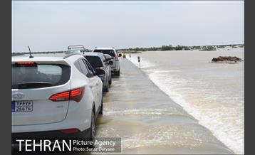 بازدید شهردار تهران از بخش سیل زده بستان خوزستان 12