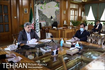 گفتگوی اینترنتی شهردار تهران و بوداپست 8