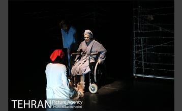 نمایش درها و دیوارها 10