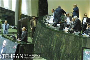 حضور شهردار تهران در جلسه علنی مجلس شورای اسلامی 19