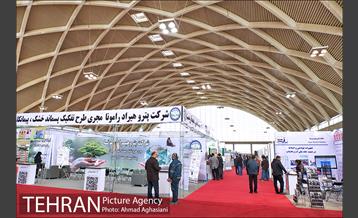 بازدید رئیس شورای شهر تهران از نمایشگاه بین المللی پسامد، بازیافت 18