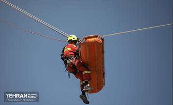 بازدید رییس مدیریت بحران کشور از مرکز آموزش آتش‌نشانی شهرداری تهران 32