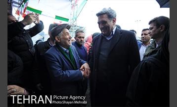 حضور شهردار تهران در راهپیمایی یوم الله 22 بهمن 16