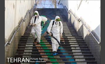 عملیات گسترده ضدعفونی خیابان ولیعصر (عج) توسط آتش نشانان تهران 22