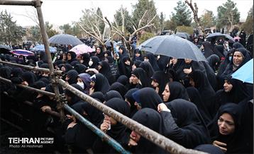 مراسم تشییع پیکر شهید مدافع حرم «حسین محمدی» 21