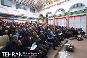نشست هم اندیشی شهردار تهران با شهرداران نواحی تهران 10