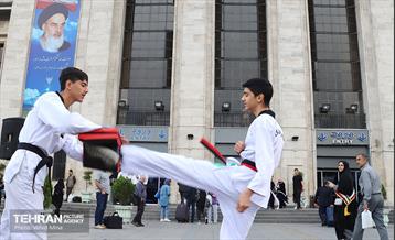 آغاز قهرمان شهر 3 در منطقه 11 23