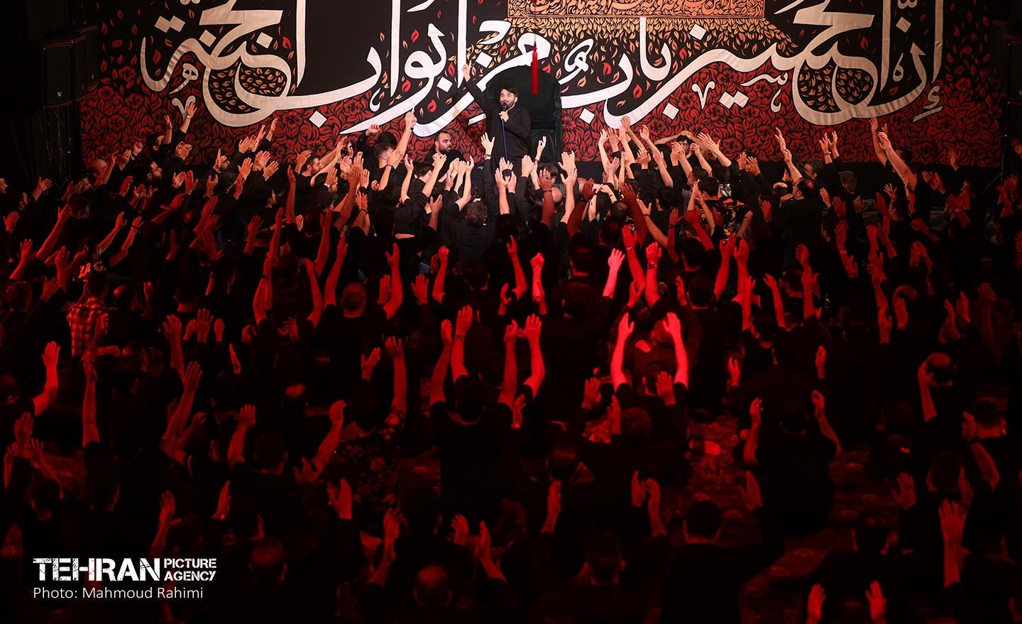 شب هشتم محرم در هیئت عاشورائیان 1