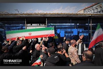 تشییع پیکر مطهر شهدای ناوشکن دنا 60