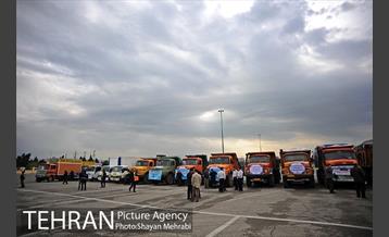 ارسال کمک های مردمی جمع آوری شده توسط مناطق ۲۲ گانه شهرداری تهران به مناطق سیل زده خوزستان 4