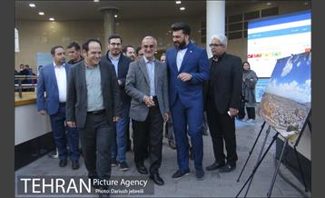 دود بدرود در ایوان انتظار 6