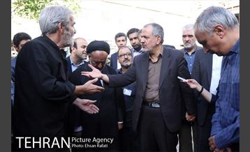 بازدید دکتر مسجدجامعی از مقبره ملک المتکلمین و صوراسرافیل  11