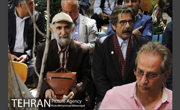 رونمایی از کتاب در گذری بر دروازه غار 2