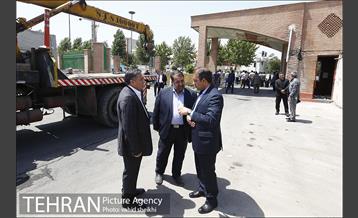 تخریب سردر پادگان جی 11