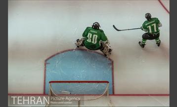مسابقات هاکی رو یخ 3