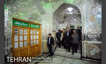 بازدید شهردار تهران از حرم عبدالعظیم حسنی(ع) به مناسبت روز تهران 12