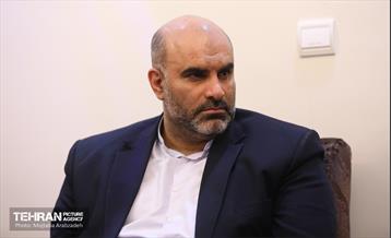 قرار خدمت؛ دیدار شهردار تهران با خانواده شهید مهدی داراب برکادهی 8