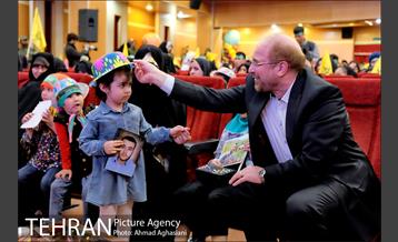 جشن تولد فرزندان شهدای حرم 17