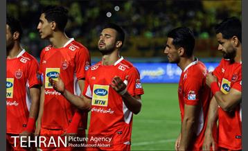 دیدار تیم های سپاهان و پرسپولیس 1